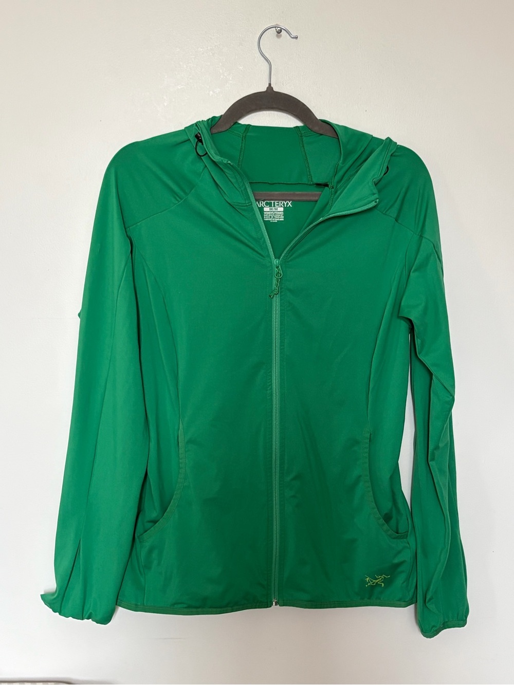 Arc'teryx Soltera Hoody in a bright green - Medium